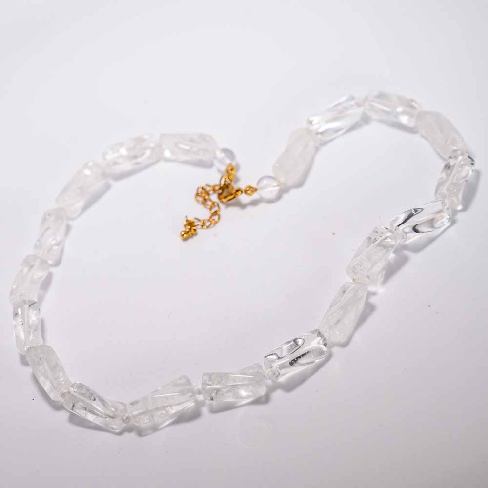 BERGKRISTALL Kette, längliche Steine